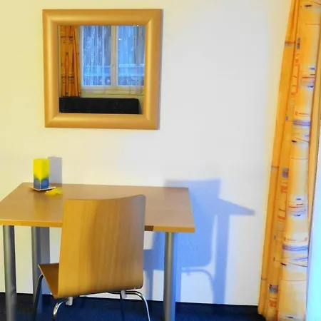 Domblick Appartement-fewo 4-bettwohnung Nr- 2 By Interhome * Saas-Fee
