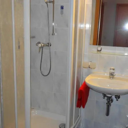 Domblick Appartement-fewo 4-bettwohnung Nr- 2 By Interhome *
